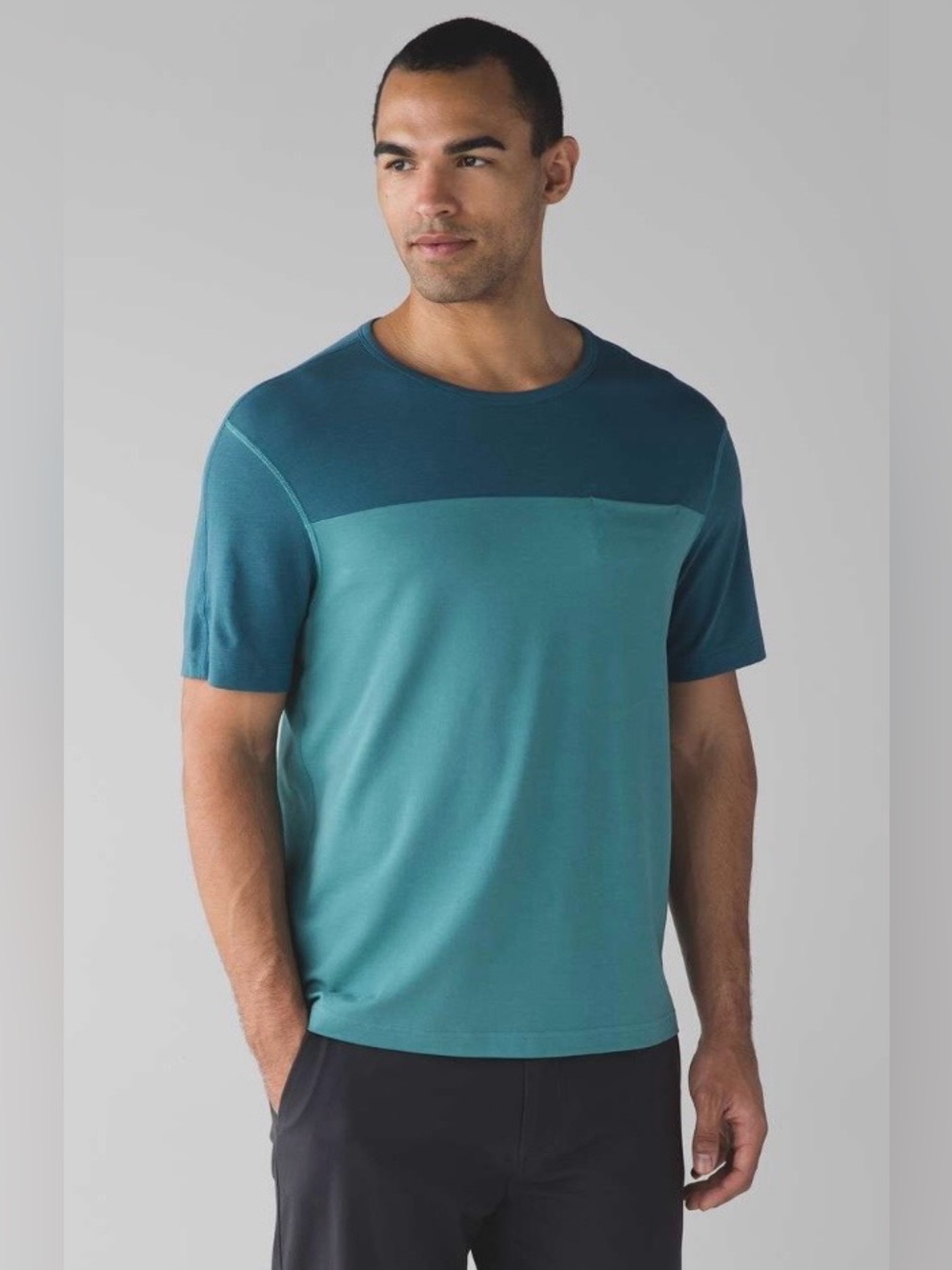 Lululemon In Your Element Short Sleeve Men's Two-Tone Blue Shirt athletic Medium
